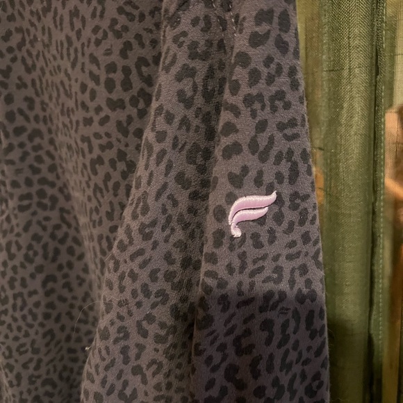 black cheetah quarter zip - Picture 3 of 3